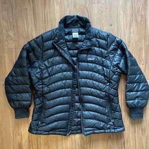 Patagonia black puffer jacket